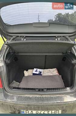 Хетчбек BMW 1 Series 2005 в 