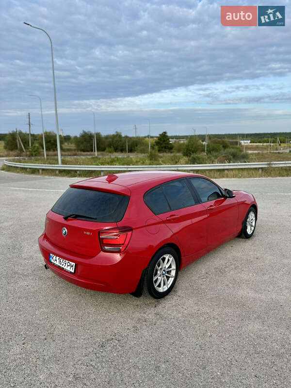Хэтчбек BMW 1 Series 2012 в Киеве