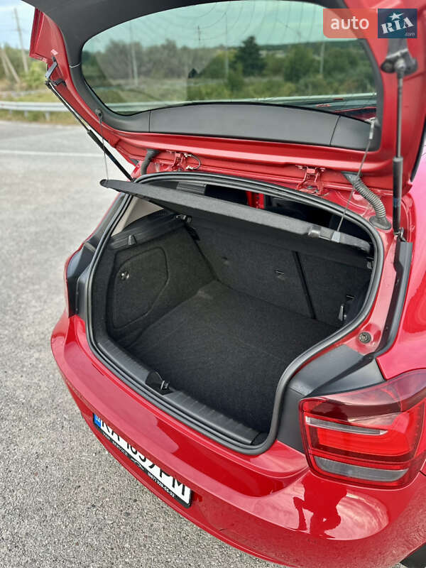 Хэтчбек BMW 1 Series 2012 в Киеве