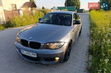 Купе BMW 1 Series 2010 в Львове