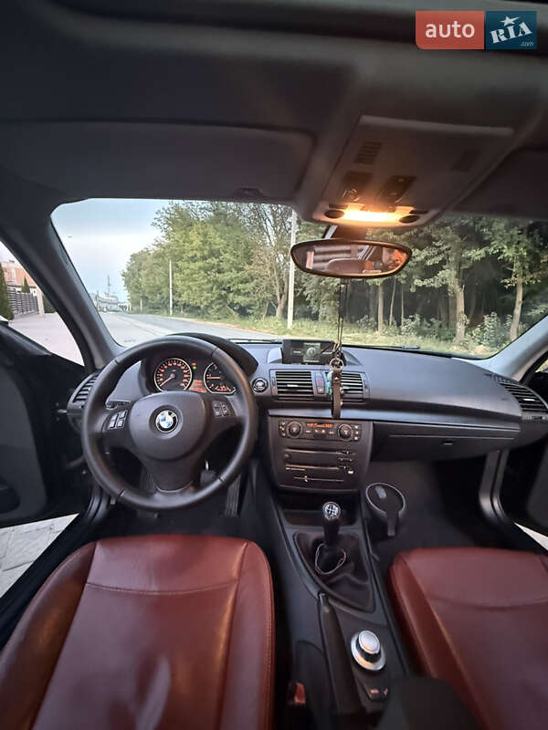 Хэтчбек BMW 1 Series 2005 в Львове фото 9 Хэтчбек BMW 1 Series 2005 в Львове