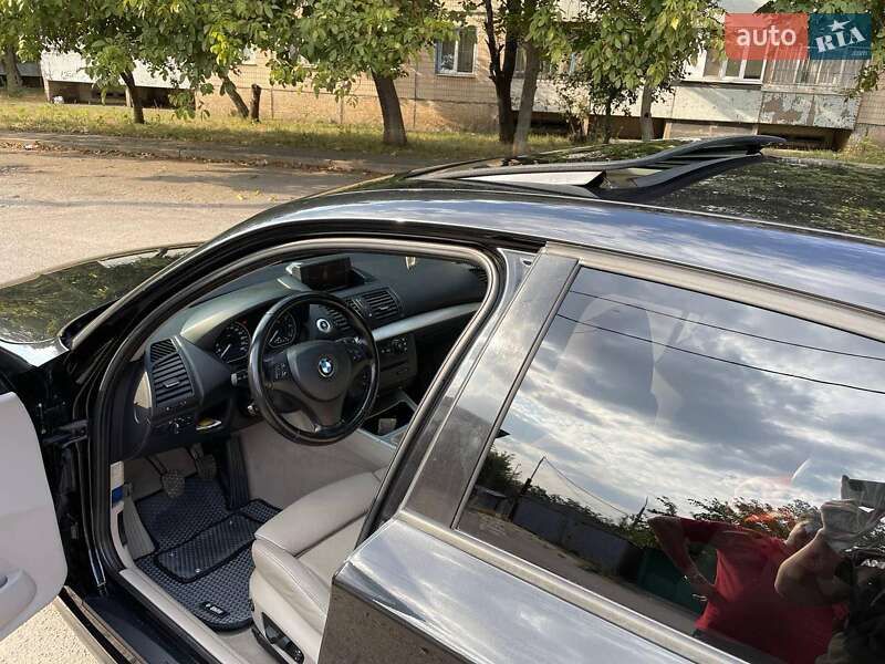 Хэтчбек BMW 1 Series 2005 в Кривом Роге