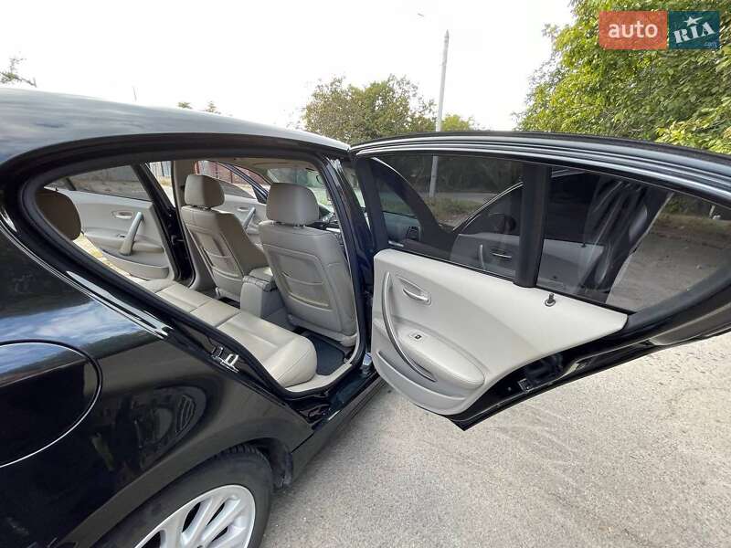 Хэтчбек BMW 1 Series 2005 в Кривом Роге