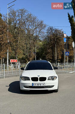 Хэтчбек BMW 1 Series 2008 в Киеве