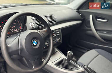 Хэтчбек BMW 1 Series 2005 в 