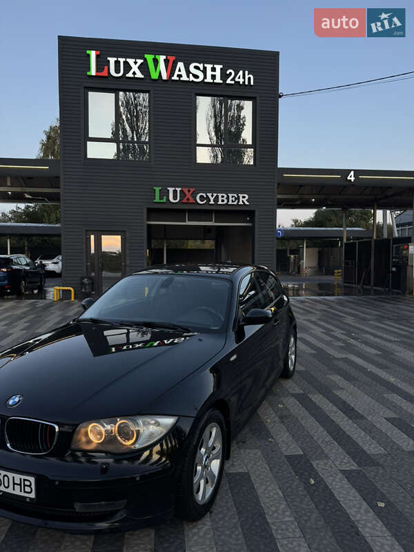 Хэтчбек BMW 1 Series 2007 в Василькове