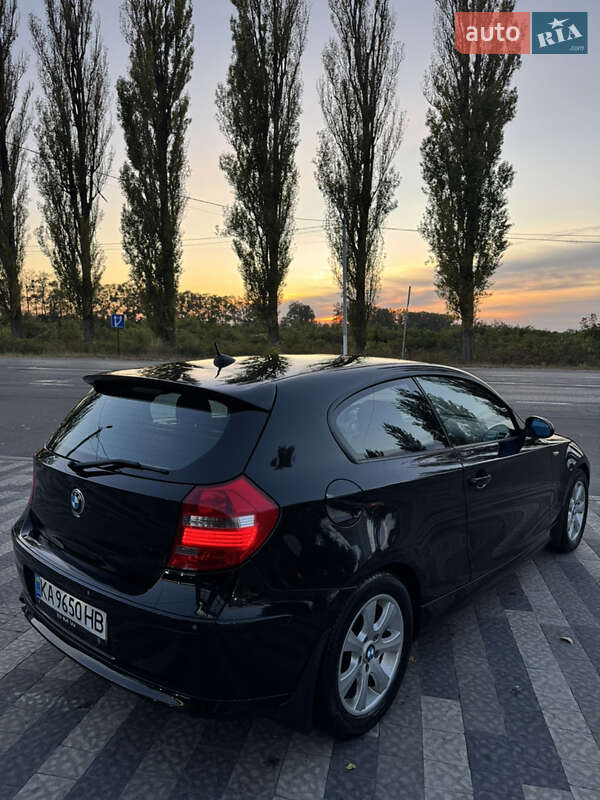 Хэтчбек BMW 1 Series 2007 в Василькове