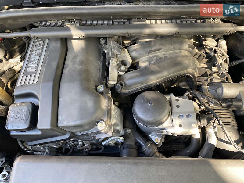 Хэтчбек BMW 1 Series 2006 в Одессе