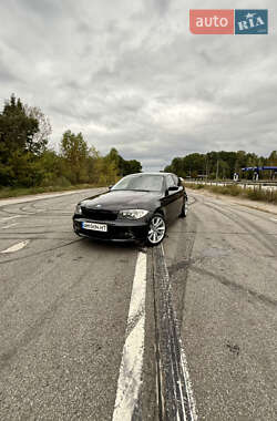 Хэтчбек BMW 1 Series 2008 в 