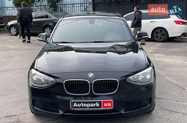 Хэтчбек BMW 1 Series 2012 в 