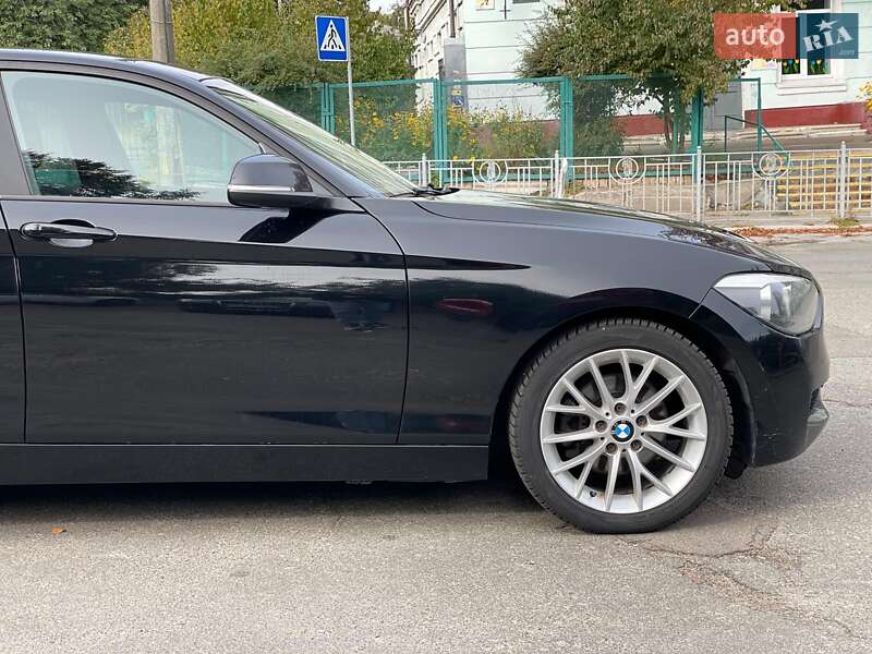 Хэтчбек BMW 1 Series 2012 в Киеве