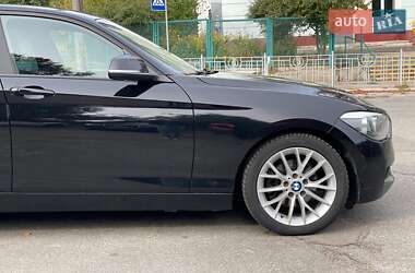 Хэтчбек BMW 1 Series 2012 в 