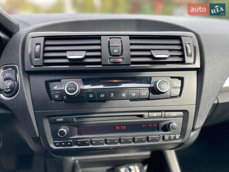 Хэтчбек BMW 1 Series 2012 в Киеве