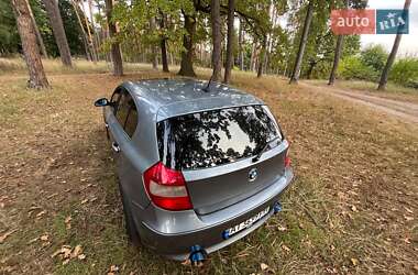 Хэтчбек BMW 1 Series 2004 в  фото 3 Хэтчбек BMW 1 Series 2004 в