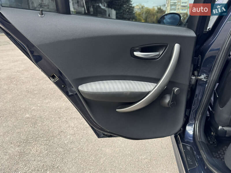 Хетчбек BMW 1 Series 2006 в Рівному фото 46 Хетчбек BMW 1 Series 2006 в Рівному