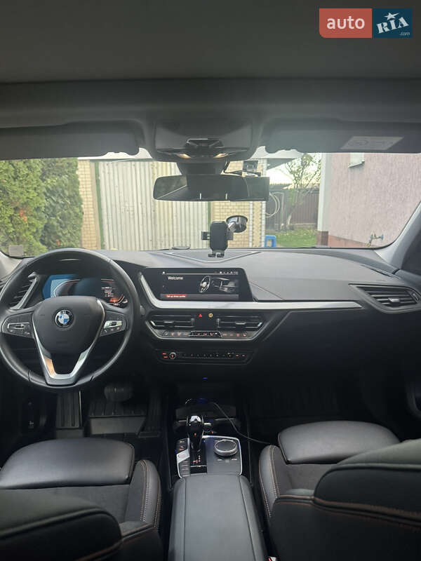 Хэтчбек BMW 1 Series 2021 в Барановке