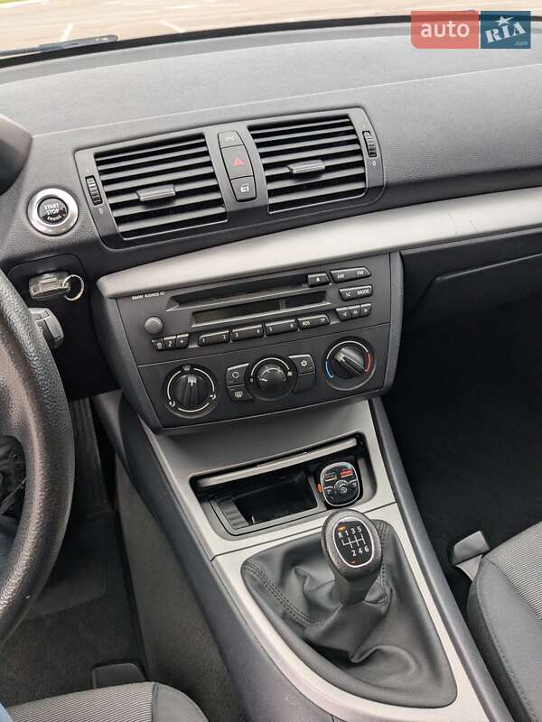 Хэтчбек BMW 1 Series 2006 в Житомире фото 26 Хэтчбек BMW 1 Series 2006 в Житомире