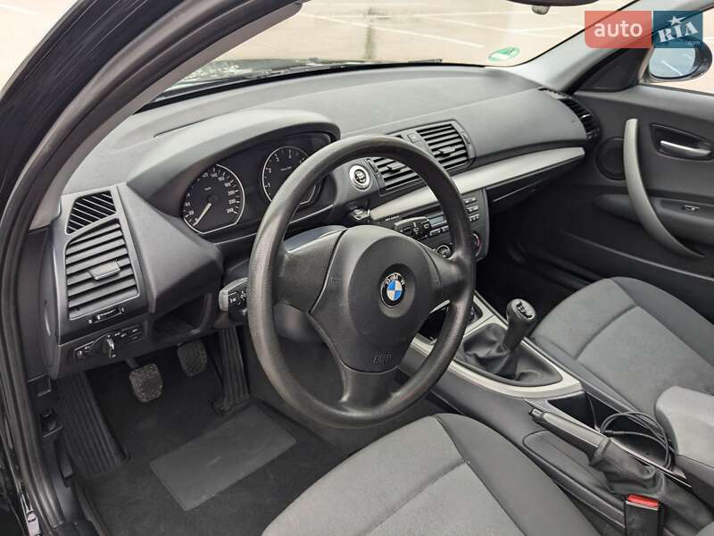 Хэтчбек BMW 1 Series 2006 в Житомире фото 27 Хэтчбек BMW 1 Series 2006 в Житомире