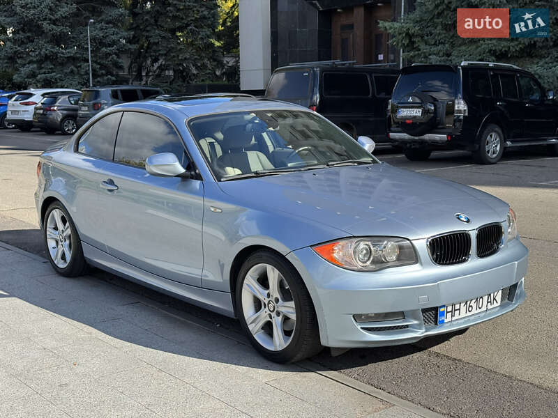 Купе BMW 1 Series 2010 в Одессе