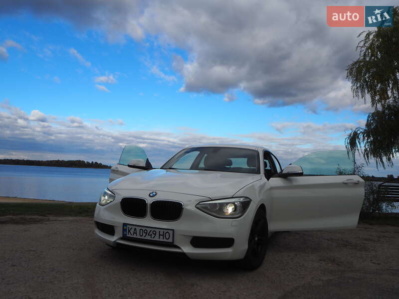 Хэтчбек BMW 1 Series 2013 в 