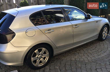 Хэтчбек BMW 1 Series 2009 в 