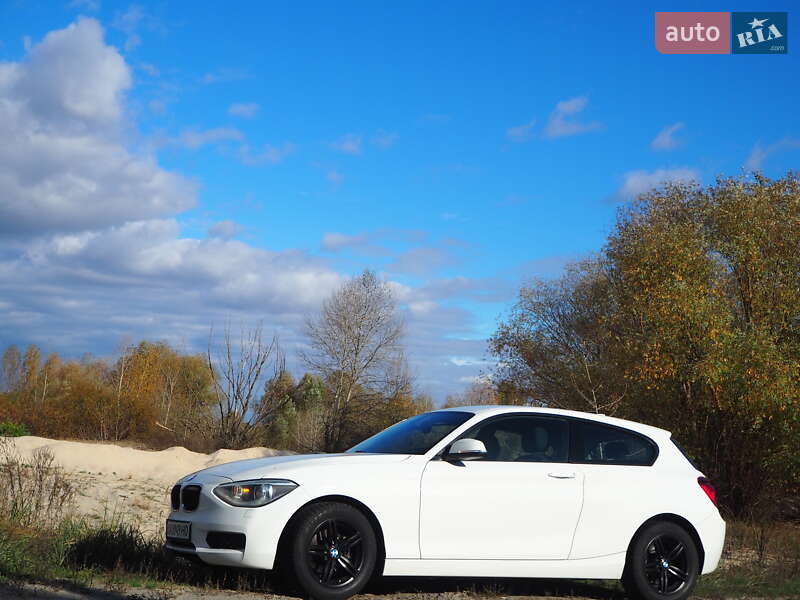Хэтчбек BMW 1 Series 2013 в Киеве