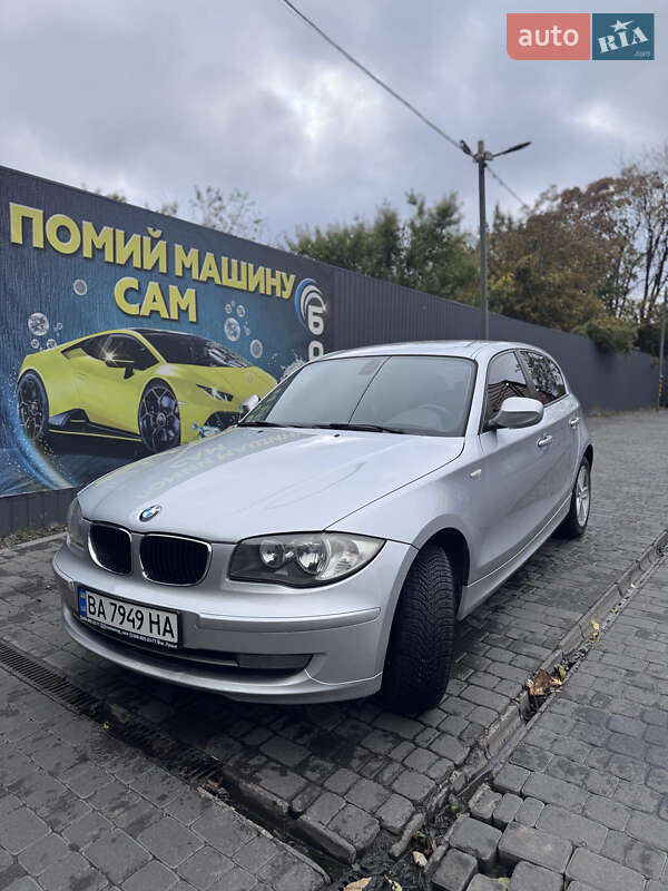 Хэтчбек BMW 1 Series 2010 в Днепре фото 2 Хэтчбек BMW 1 Series 2010 в Днепре