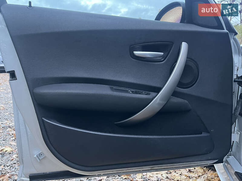 Хэтчбек BMW 1 Series 2005 в Харькове