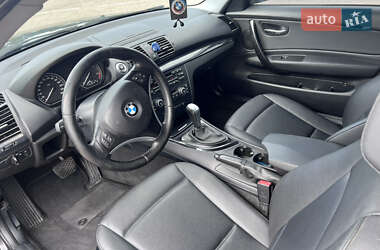 Купе BMW 1 Series 2008 в 