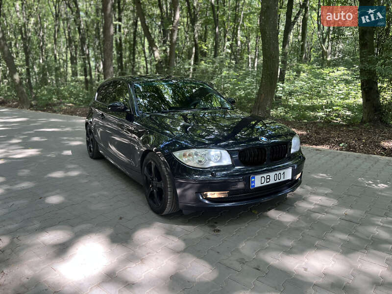 Хэтчбек BMW 1 Series 2008 в Тернополе фото 11 Хэтчбек BMW 1 Series 2008 в Тернополе