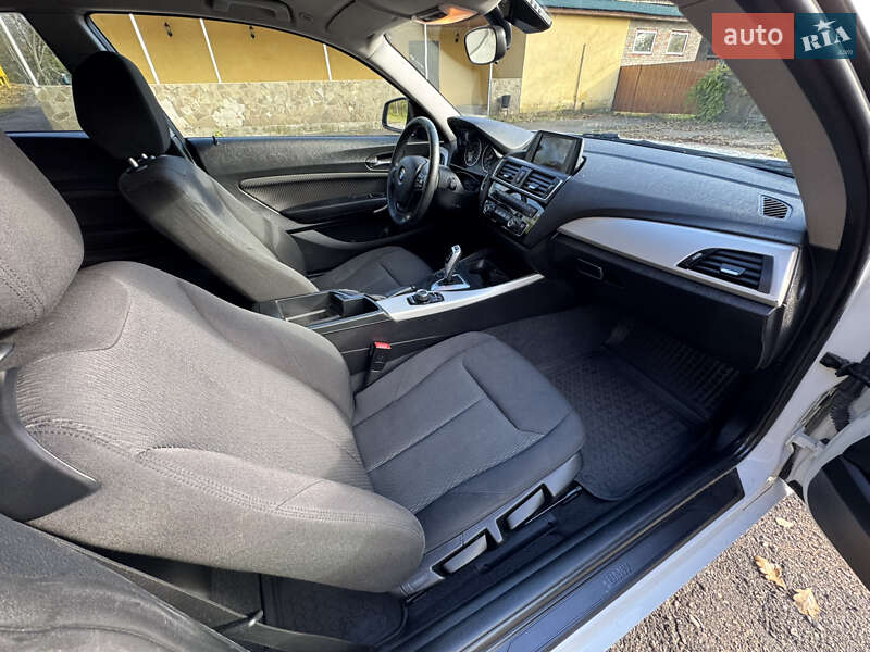 Хэтчбек BMW 1 Series 2017 в Черкассах