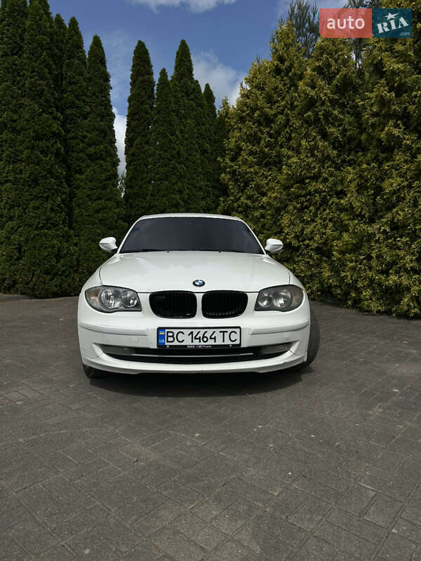 Купе BMW 1 Series 2012 в Мостиске фото 2 Купе BMW 1 Series 2012 в Мостиске