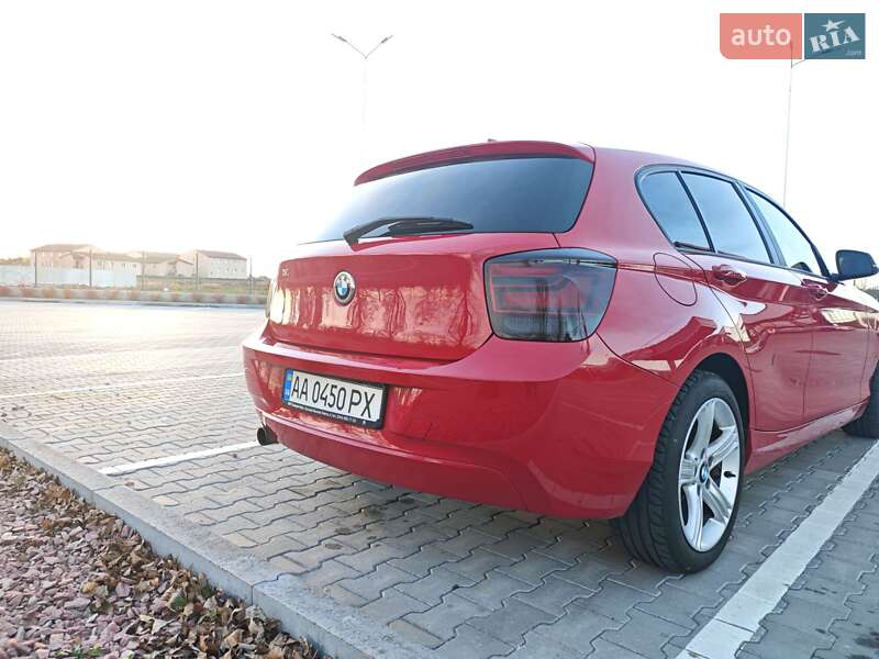 Хэтчбек BMW 1 Series 2014 в Вышгороде