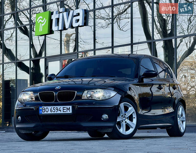 Хэтчбек BMW 1 Series 2005 в Ровно
