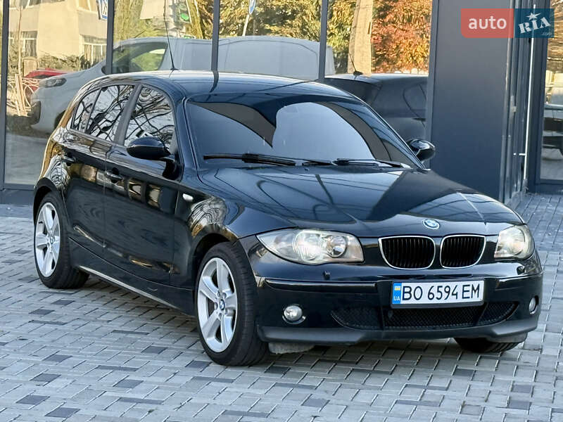 Хэтчбек BMW 1 Series 2005 в Ровно