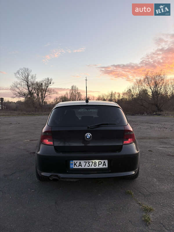 Хэтчбек BMW 1 Series 2007 в Киеве фото 6 Хэтчбек BMW 1 Series 2007 в Киеве