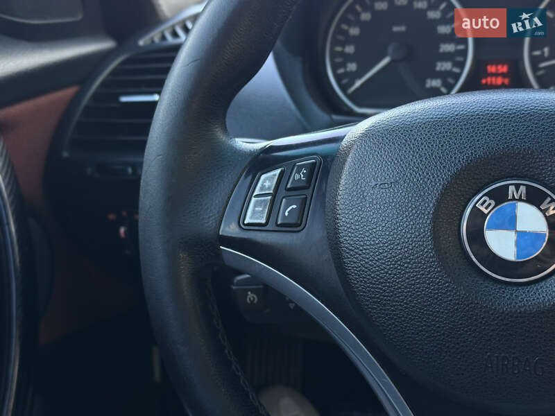 Хэтчбек BMW 1 Series 2008 в Киеве