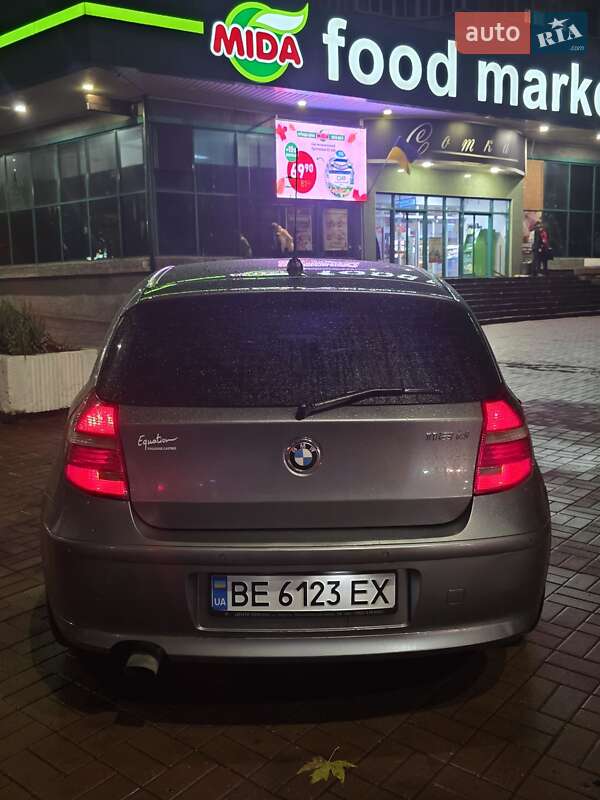 Хэтчбек BMW 1 Series 2010 в Николаеве фото 5 Хэтчбек BMW 1 Series 2010 в Николаеве