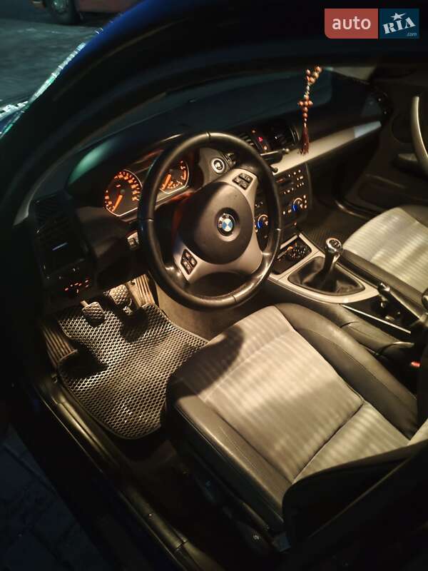 Хэтчбек BMW 1 Series 2006 в Черкассах фото 12 Хэтчбек BMW 1 Series 2006 в Черкассах