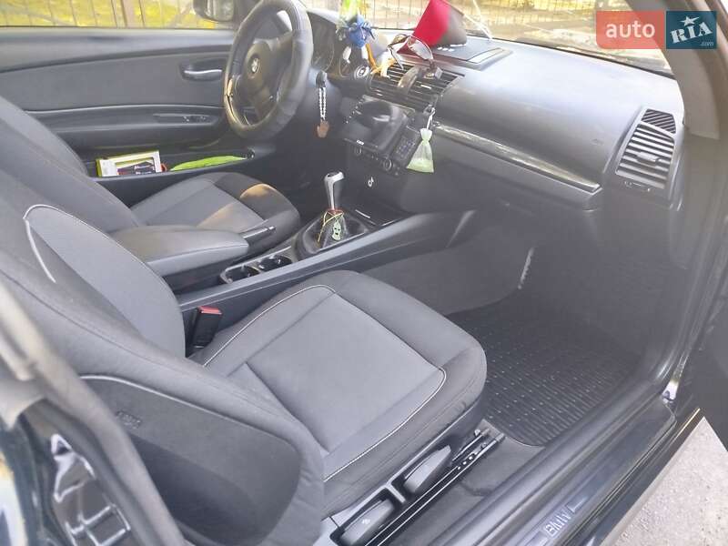 Купе BMW 1 Series 2007 в Киеве фото 16 Купе BMW 1 Series 2007 в Киеве