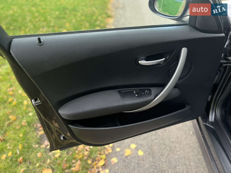 Хэтчбек BMW 1 Series 2006 в Хмельницком фото 27 Хэтчбек BMW 1 Series 2006 в Хмельницком