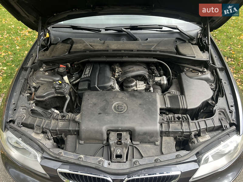 Хэтчбек BMW 1 Series 2006 в Хмельницком фото 35 Хэтчбек BMW 1 Series 2006 в Хмельницком