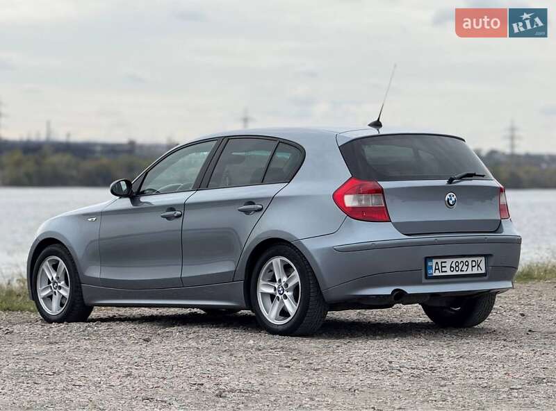Хэтчбек BMW 1 Series 2004 в Днепре