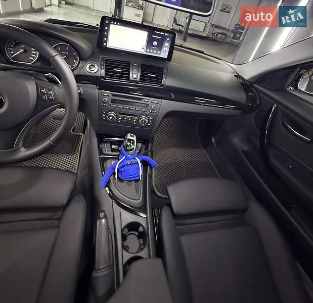 Купе BMW 1 Series 2012 в Киеве