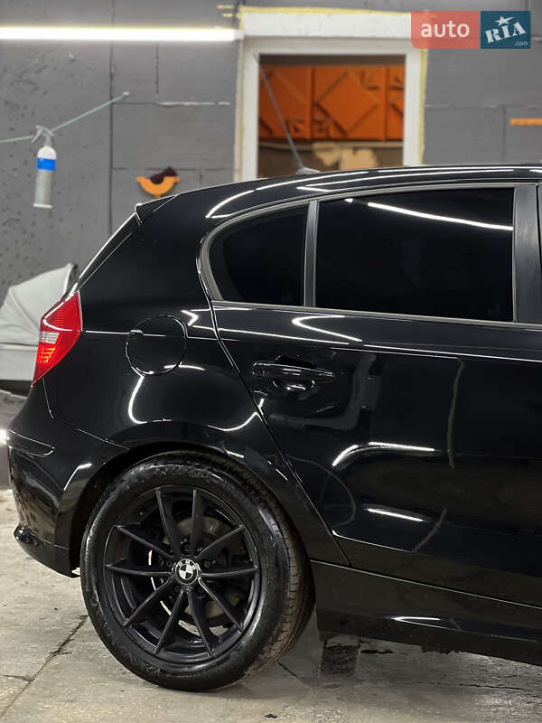 Хэтчбек BMW 1 Series 2007 в Харькове фото 3 Хэтчбек BMW 1 Series 2007 в Харькове