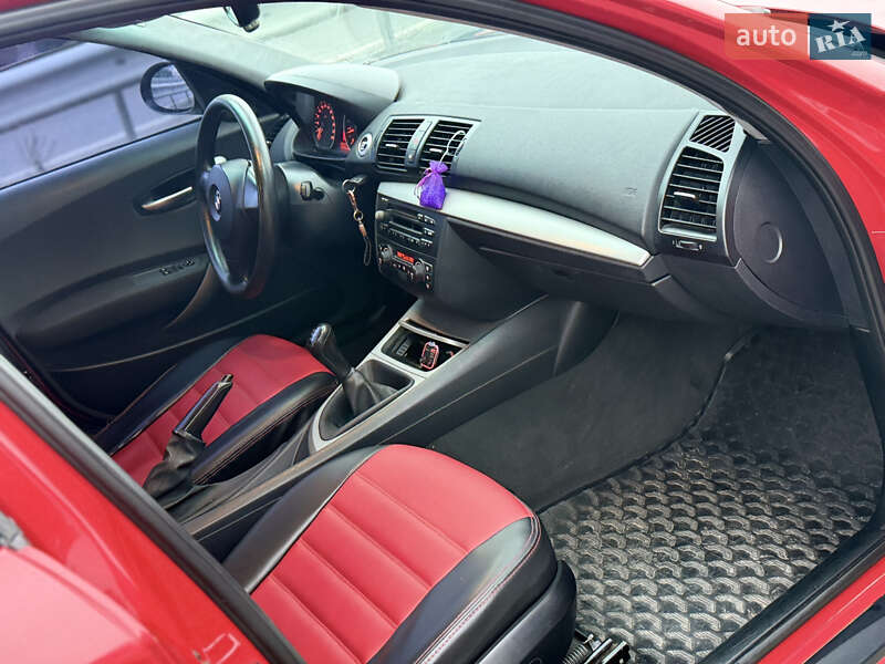 Хэтчбек BMW 1 Series 2005 в Днепре фото 9 Хэтчбек BMW 1 Series 2005 в Днепре