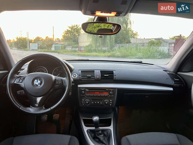 Хэтчбек BMW 1 Series 2006 в Чернигове