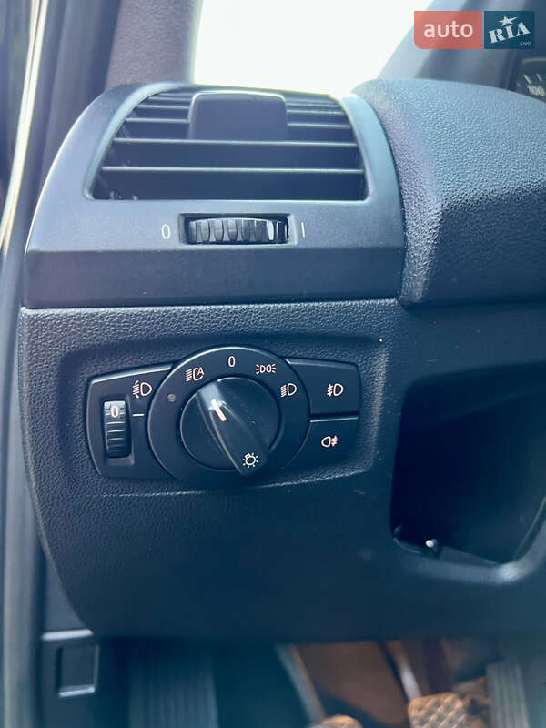 Хэтчбек BMW 1 Series 2006 в Чернигове