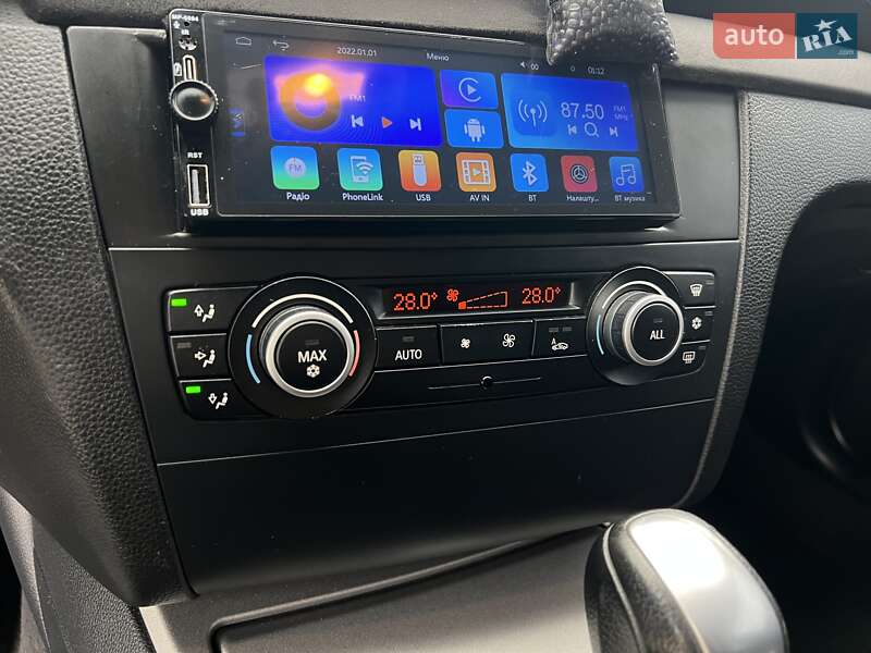 Хэтчбек BMW 1 Series 2010 в Богуславе фото 45 Хэтчбек BMW 1 Series 2010 в Богуславе