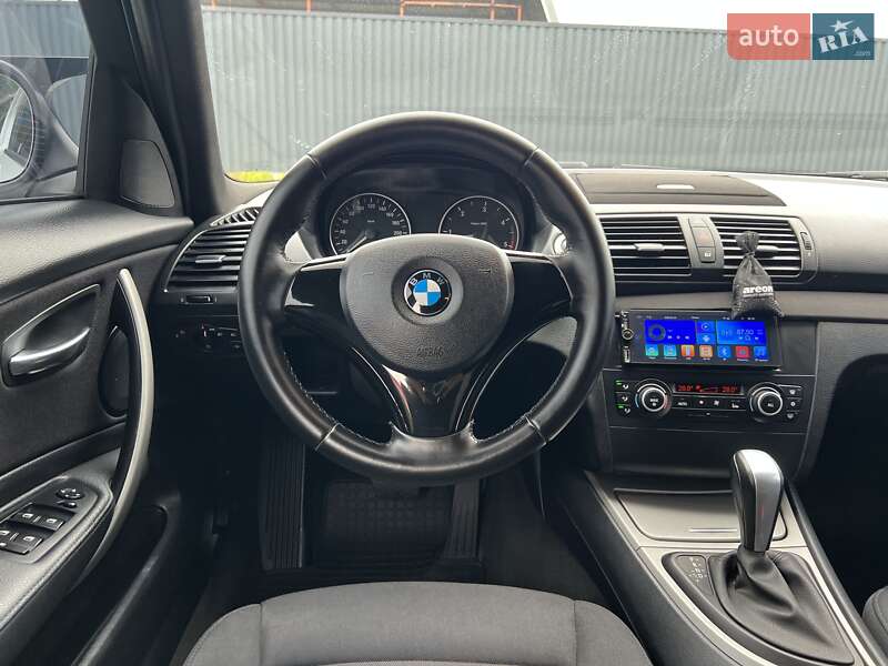Хэтчбек BMW 1 Series 2010 в Богуславе фото 36 Хэтчбек BMW 1 Series 2010 в Богуславе